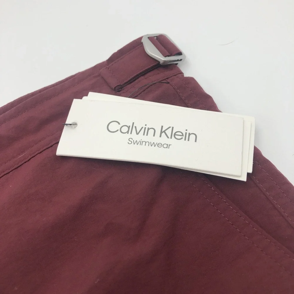 Calvin Klein Mens Shorts Swimwear NWT Extra Large Maroon  Nylon Burgundy Pockets